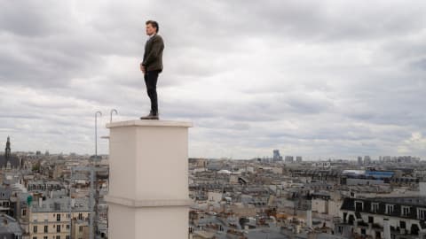 The main trap that prevents us from savoring the present moment (and how to avoid it).