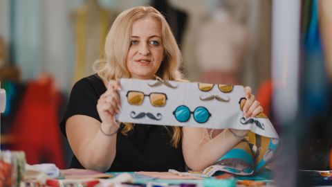 Straight sewing a tote bag